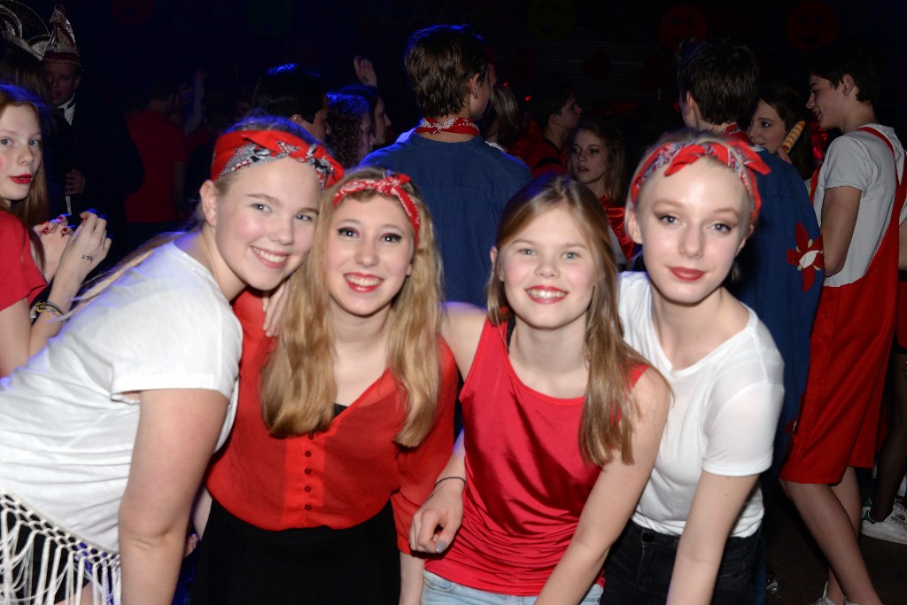 ../Images/Knalrooie Stuiterbal Disco 128.jpg